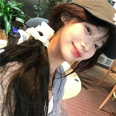 战火四千金