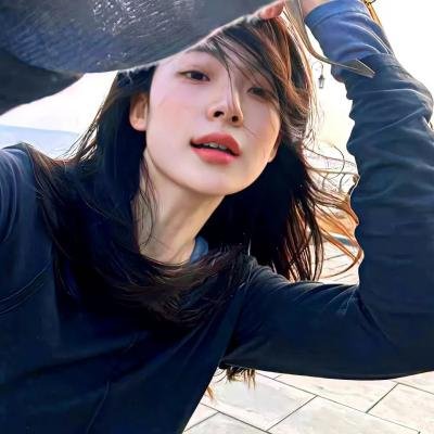 女管家